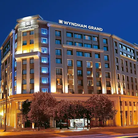 Zeus-Wyndham-Grand-Athens-Hotel-Exterior