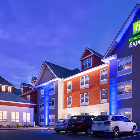 Holiday-Inn-Express-Mystic-By-Ihg-Exterior