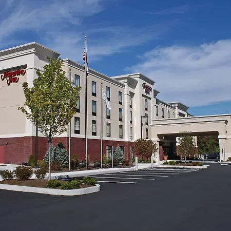 Hampton-Inn-Raynham-Taunton-Exterior