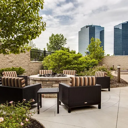 Courtyard-By-Marriott-Chicago-Schaumburg-Woodfield-Mall-Exterior