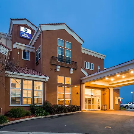 Best-Western-I-5-Inn-Suites-Lodi-Exterior