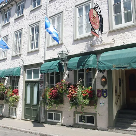 Hotel-Acadia-Quebec-City-Exterior