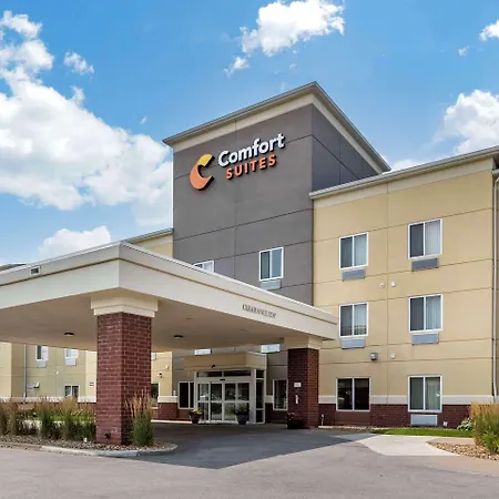 Comfort-Suites-Coralville-I-80-Exterior