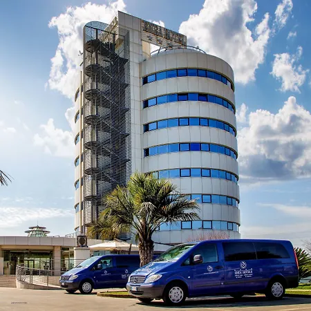Enea-Hotel-Aprilia-Exterior