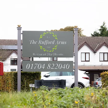 Rufford-Arms-Hotel-Exterior