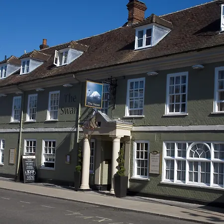 Swan-Hotel-By-Greene-King-Inns-Alton-Exterior
