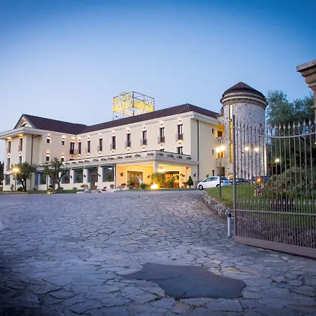 Bel-Sito-Hotel-Due-Torri-Manocalzati-Exterior