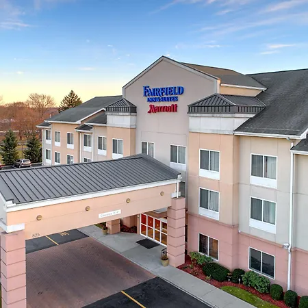 Fairfield-Inn-Suites-By-Marriott-Edison-South-Plainfield-Exterior