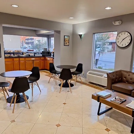 Portofino-Inn-Burbank-Gym