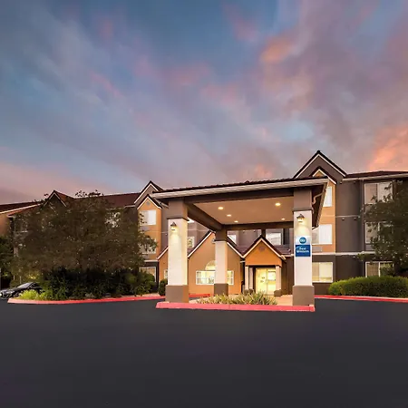 Best-Western-California-City-Inn-Suites-Exterior