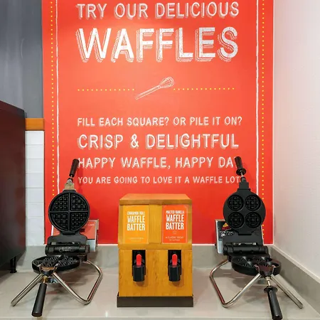 Hampton-Inn-Suites-Murfreesboro-Exterior