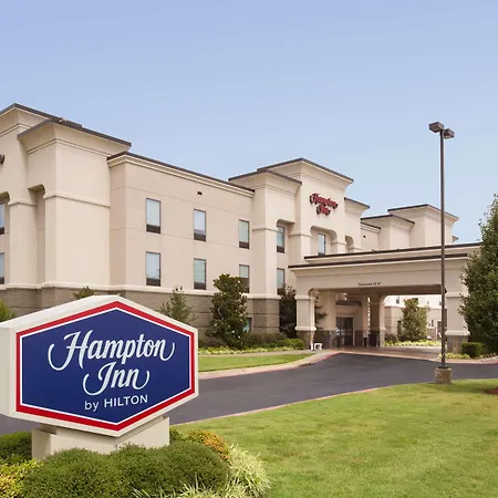 Hampton-Inn-Siloam-Springs-Exterior
