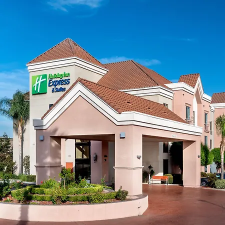 Holiday-Inn-Express-Suites-Lathrop-By-Ihg-Exterior
