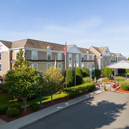 Hampton-Inn-South-Kingstown-Newport-Area-Exterior