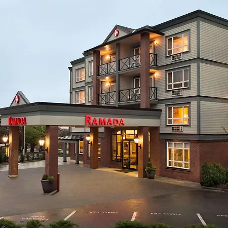 Ramada-By-Wyndham-Nanaimo-Hotel-Exterior