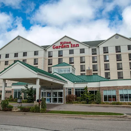 Hilton-Garden-Inn-Erie-Kearsarge-Exterior