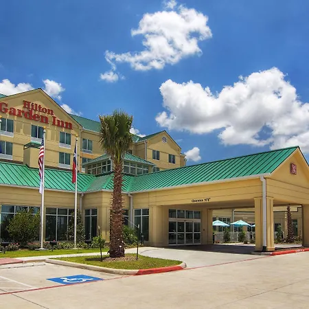 Hilton-Garden-Inn-Houston-Pearland-Exterior