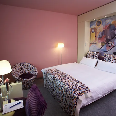 Hotel-Der-Blaue-Reiter-Karlsruhe-Room