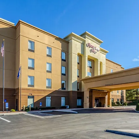 Hampton-Inn-Galax-Exterior