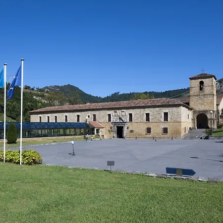Parador-De-Cangas-De-Onis-Villanueva-de-Cangas-de-Onis-Exterior