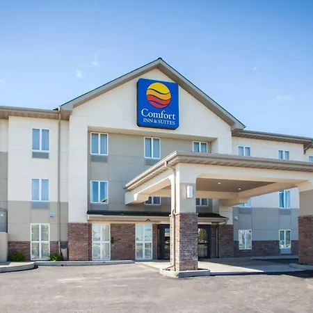 Comfort-Inn-Suites-Harrisonville-Exterior