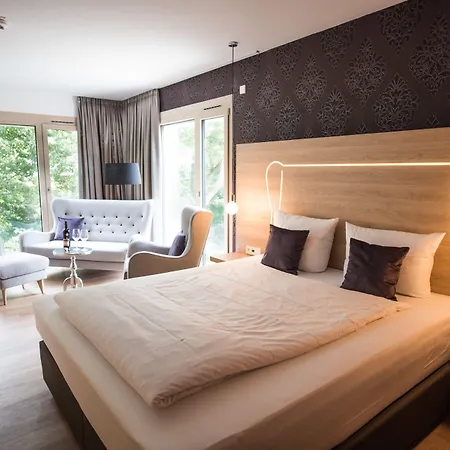 Parkhotel-Schillerhain-Kirchheimbolanden-Room