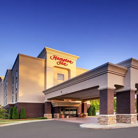 Hampton-Inn-Birmingham-Leeds-Exterior