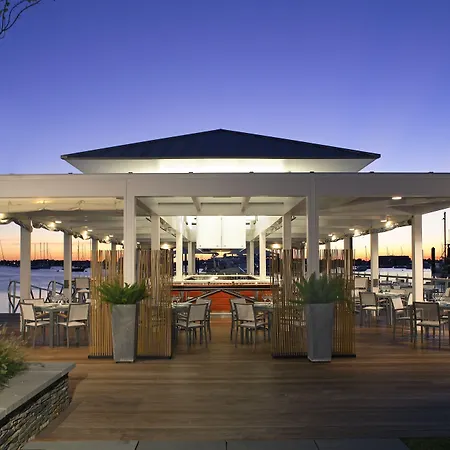 Forty-1-North-Newport-Exterior