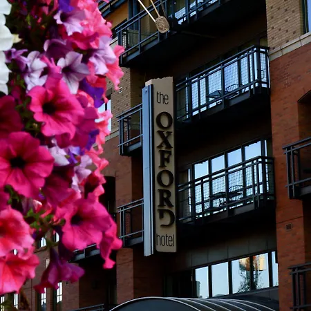 Oxford-Hotel-Bend-Exterior