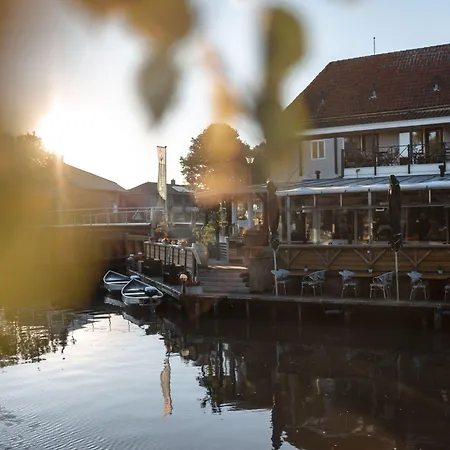 Hotel-Restaurant-De-Stadsherberg-Franeker-Skyline