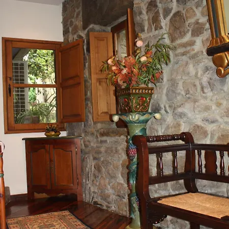 Hotel-Cenera-Exterior