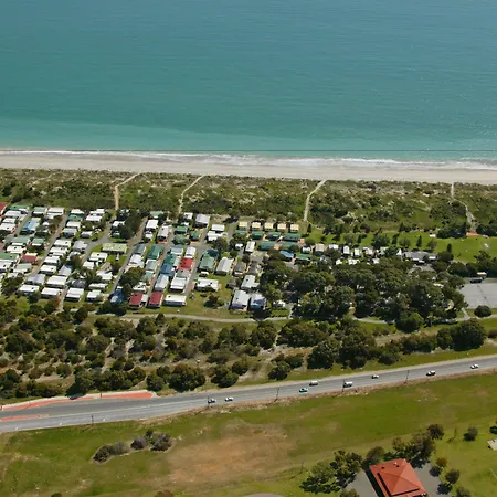 Discovery-Parks-Coogee-Beach-Skyline
