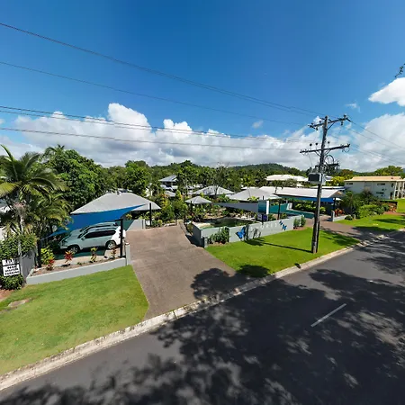 Mission-Beach-Shores-Exterior