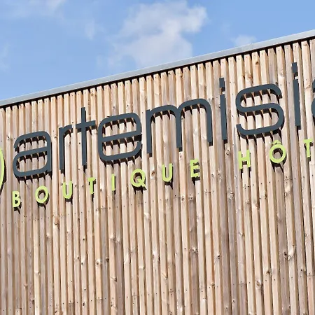 Artemisia-Boutique-Hotel-Bastelica-Exterior