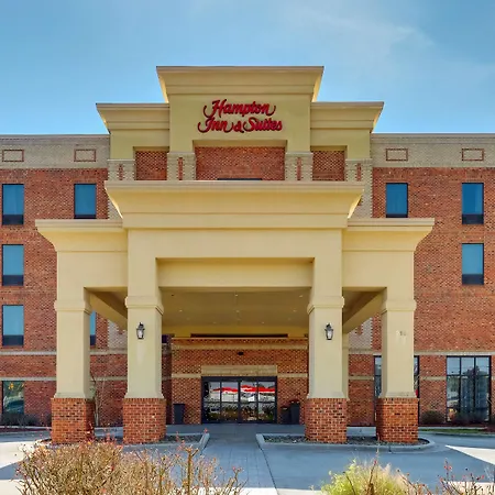 Hampton-Inn-And-Suites-Swansboro-Near-Camp-Lejeune-Exterior