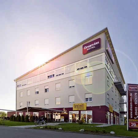 Dream-Inn-Hotel-Regensburg-Ost-Tegernheim-Exterior