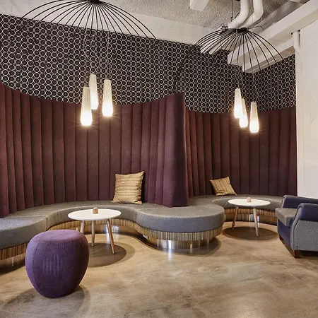 Reykjavik-Marina-Berjaya-Iceland-Hotels-Room