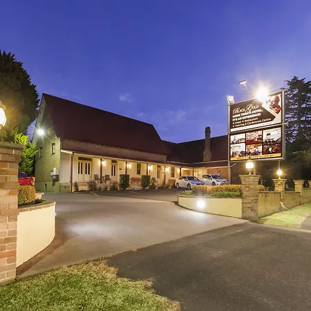 Black-Gold-Motel-Wallerawang-Exterior