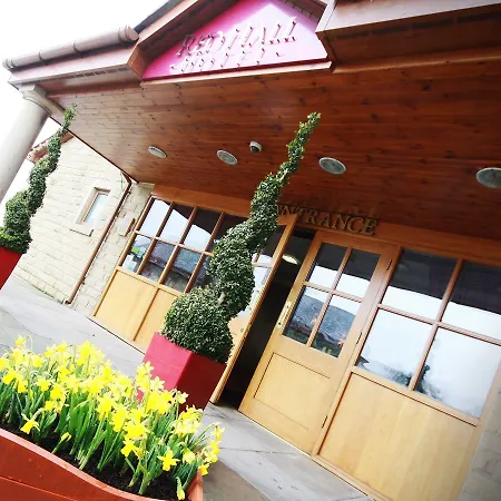 Red-Hall-Hotel-Walmersley-Amenities