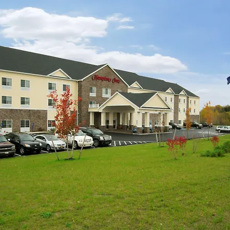 Hampton-Inn-Bangor-Exterior