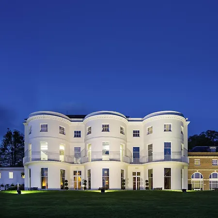 Mercure-Gloucester-Bowden-Hall-Hotel-Exterior