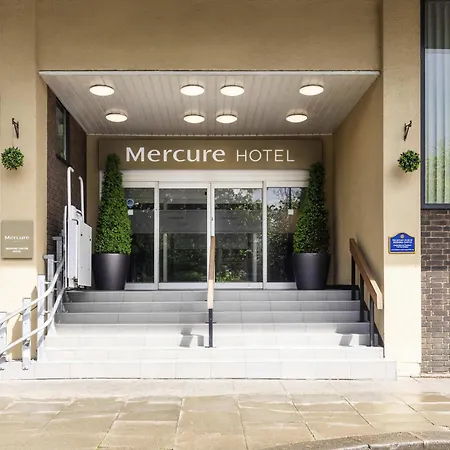 Mercure-Bedford-Centre-Hotel-Exterior