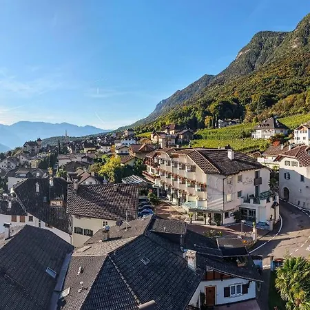 Das-Badl-Smart-Retreat-Ao-Adults-Only-Caldaro-Skyline