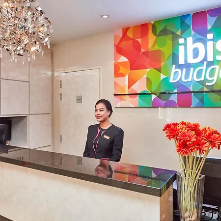 Ibis-Budget-Singapore-Clarke-Quay-People