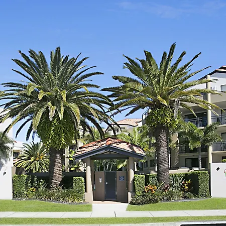 Sandcastles-On-The-Broadwater-Gold-Coast-Exterior