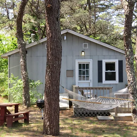 The-EvenTide-Motel-Wellfleet-Exterior