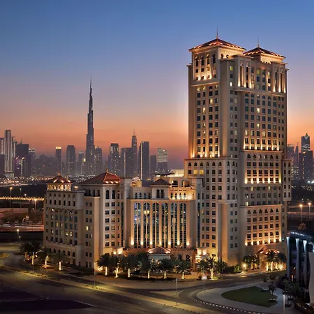 Marriott-Hotel-Al-Jaddaf-Dubai-Skyline