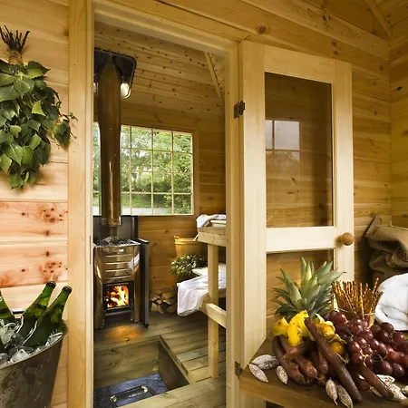 Ulfsunda-Slott-Hotel-Stockholm-Exterior