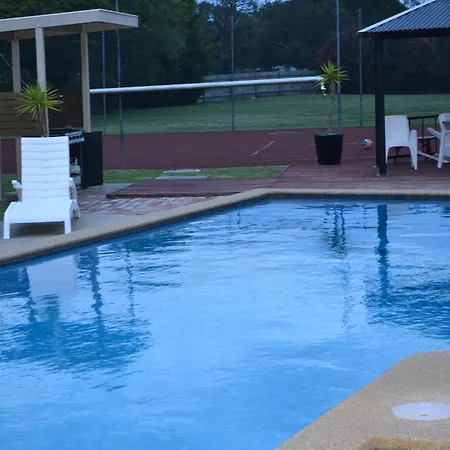 Frankston-Motel-Exterior