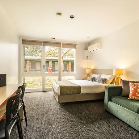 Burvale-Hotel-Nunawading-Room